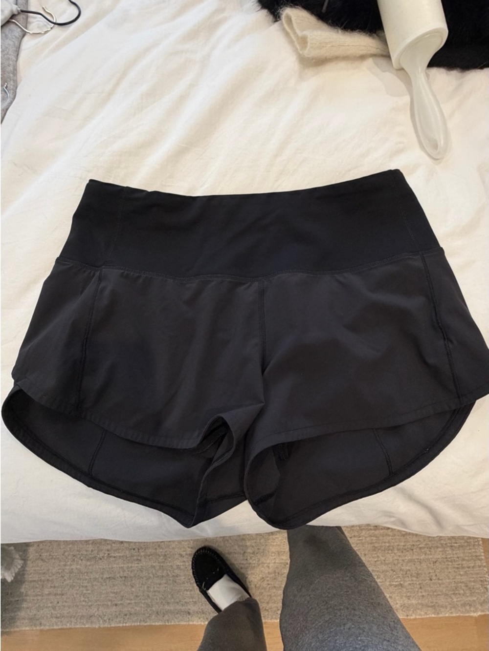 Lululemon speed up high rise lined Black Women's High-Waist Athletic Shorts sz 6